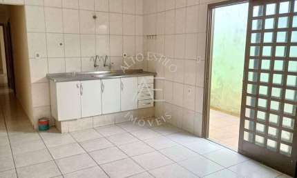 Casa para venda em Vila Virgínia de 105.00m² com 3 Quartos e 2 Garagens