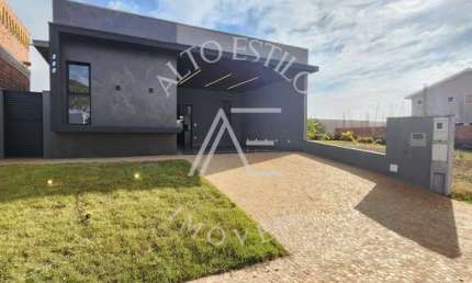 Casa de Condomínio para venda em Real Sul de 156.00m² com 3 Quartos, 3 Suites e 4 Garagens