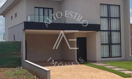 Sobrado para venda em Real Sul de 278.00m² com 4 Quartos, 4 Suites e 4 Garagens