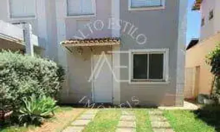Sobrado para venda em Vila Do Golf de 99.00m² com 3 Quartos, 1 Suite e 2 Garagens