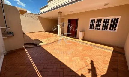 Casa para venda em Vila Monte Alegre de 324.00m² com 5 Quartos, 3 Suites e 5 Garagens