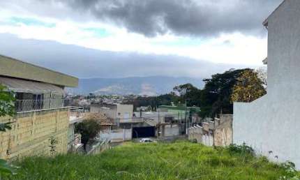 Lote em Atibaia ( Jd. Paulista ) Bairro nobre de Atibaia