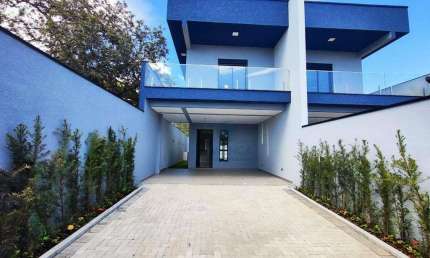 Sobrado com 3 dormitórios à venda, 225 m² por R$ 1.399.000,00 - Vila Petrópolis - Atibaia/SP