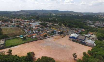 Grande oportunidade: Terreno com 13.313 m² úteis no Caetetuba – terraplanado e pronto para construir
