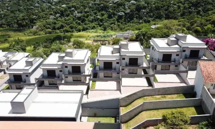 Sobrado com 3 dormitórios à venda, 114 m² por R$ 919.000,00 - Jardim Paulista - Atibaia/SP