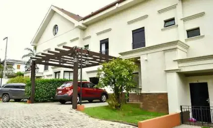 Sobrado com 4 dormitórios à venda, 250 m² por R$ 1.600.000,00 - Vila Esperia Ou Giglio - Atibaia/SP