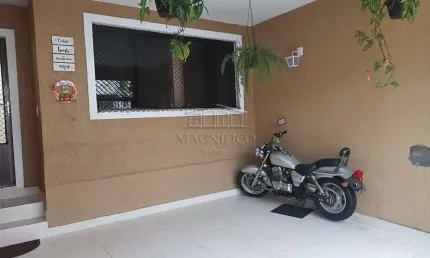 Casa com 2 quartos à venda na Rua Domingos Dissei, Jardim Patente Novo, São Paulo