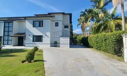 Casa em condomínio fechado com 4 quartos à venda na Rua Sete, Jardim Brasília, São Roque
