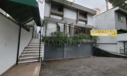 Casa com 4 quartos para alugar na Alameda dos Guaramomis, Planalto Paulista, São Paulo