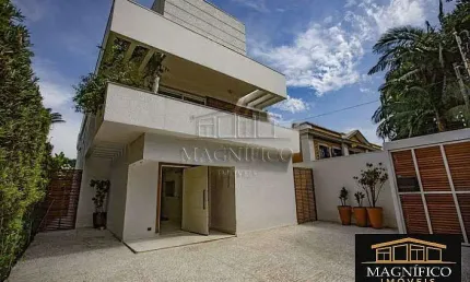 Casa com 3 quartos para alugar na Rua Alemanha, Jardim Europa, São Paulo