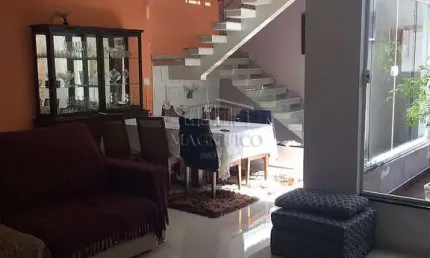 Casa com 3 quartos à venda na Rua Pedro Corniate, Cerâmica, São Caetano do Sul