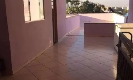 Casa com 3 quartos à venda na Rua das Limeiras, Taboão, Diadema