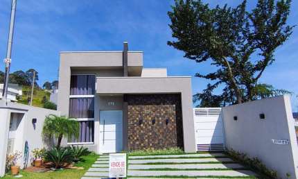 LINDA CASA EM CONDOMÍNIO FECHADO 2 DORMITÓRIOS EM ITAPEVI