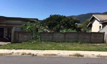 Terreno à venda de 300 m² no Jardim Maristela em Atibaia/SP - TE1559