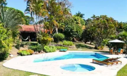 Casa com 5 dormitórios à venda, na Vila Santista em Atibaia/SP - CA0826
