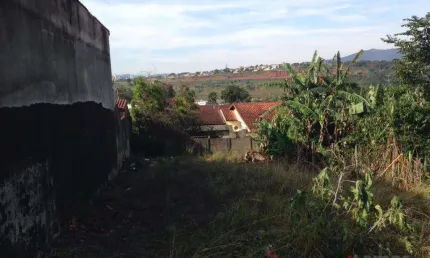 Terreno à venda de 300 m² no Jardim das Cerejeiras em Atibaia/SP - TE0554