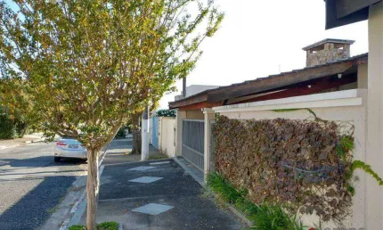 Casa com 5 dormitórios à venda de 242 m² no Jardim Tapajós em Atibaia/SP - CA4144