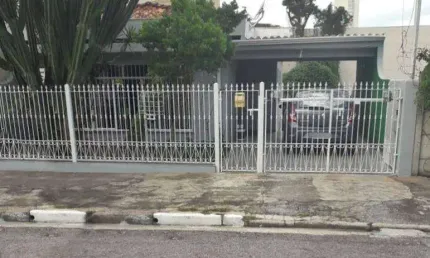 Casa com 3 dormitórios à venda de 220 m² no Alvinópolis em Atibaia/SP - CA3893