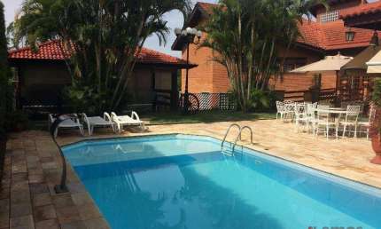Casa residencial à venda, 770m² no Parque das Garças em Atibaia/SP - CA2204.