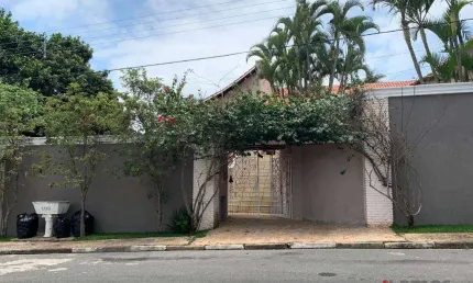 Casa com 4 suítes à venda com 700 m² no Jardim São Nicolau em Atibaia/SP - CA3284
