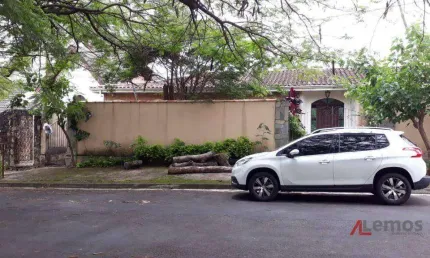 Casa com 5 dormitórios, sendo 3 suítes à venda no bairro Jardim Siriema em Atibaia/SP - CA3270