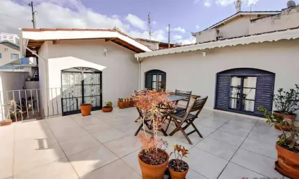 Casa com 4 dormitórios à venda, no Jardim Alvinópolis em Atibaia/SP - CA4656