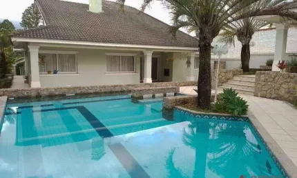 Casa com 4 dormitórios à venda, no Vila Santista - Atibaia/SP - CA5243