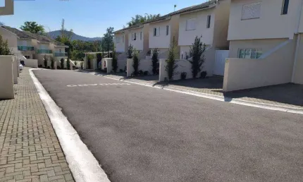 Casa com 2 dormitórios à venda, 75 m² por r$ 500.000,00 - jardim colonial - atibaia/sp