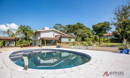 Casa de altíssimo padrão com 4 suítes à venda, no Vila Santista - Atibaia/SP - CA5746
