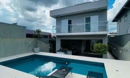 Casa Completa com Piscina e Churrasqueira no Condomínio Terras de Atibaia I