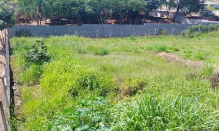 Terreno à venda, 660m² no Jardim Centenário - Atibaia/SP