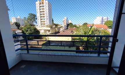 Apartamento com 3 quartos para alugar no Centro, Campos dos Goytacazes 