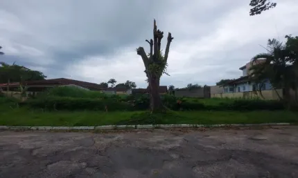 Terreno à venda no Parque Vivamar, Ubatuba 