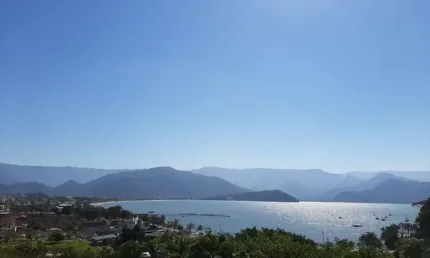 Casa de alto padrão com vista espetacular ; com 9 dormitórios sendo 7 suítes ; com vista cinematográfica no Tenório