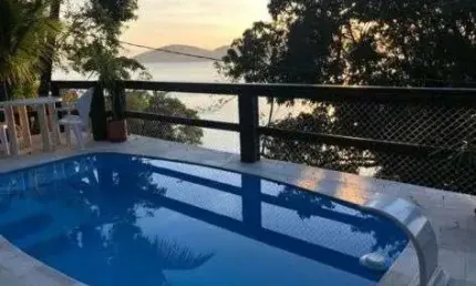 Casa com 4 quartos à venda na Enseada, Ubatuba 