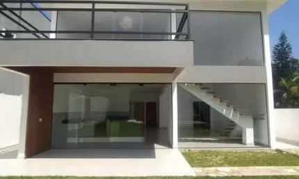 Casa no condomínio residencial park hiills em ubatuba