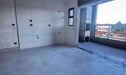 Loft , 1 suíte, piscina. Rua bloquetada. Pereque- Açu. Em obras.