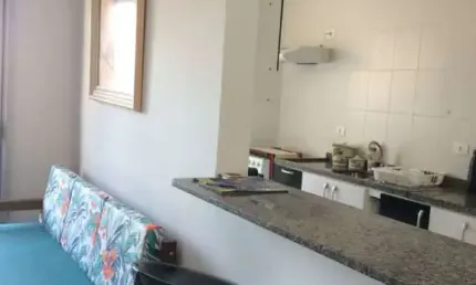 Apartamento com 2 dormitórios, sendo 01 suíte em ótima localização no Itaguá