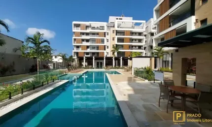 Excelente apartamento com 122 metros de área útil, localizado a 70 metros da Praia da Enseada