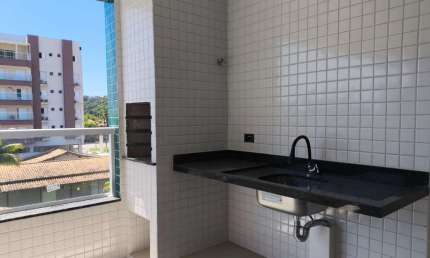 Apartamento novíssimo, 2 dormitórios, suíte, piscina, Toninhas , rua bloquetada
