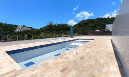 Apartamento novo, 58,91m² , 2 dormitórios, piscina. nas toninhas