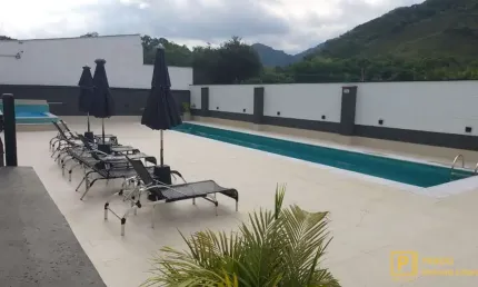Apartamento no centro com ótima localização, perto de farmacias, supermercados, feira, bancos