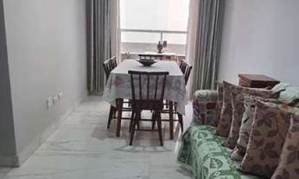 Ótimo apartamento com 03 dormitórios, porteira fechada, muito bem localizado .