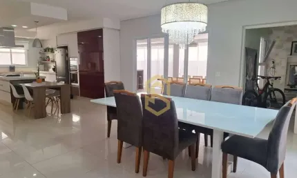 Sobrado mobiliado com 3 suítes à venda, 372 m² por R$ 2.500.000 - Ville Coudert - Indaiatuba/SP