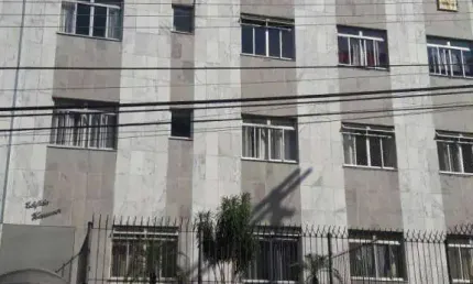 Apartamento com 2 dormitórios à venda, 80 m² por R$ 249.000,00 - São Mateus - Juiz de Fora/MG