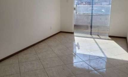 Apartamento com 2 dormitórios à venda, 70 m² por R$ 220.000,00 - Linhares - Juiz de Fora/MG