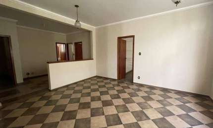 Casa com 4 dormitórios à venda, 324 m² por R$ 680.000 - Santa Cecília - Juiz de Fora/MG