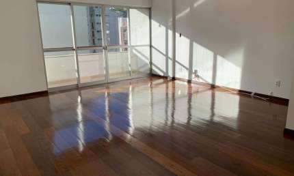 Apartamento com 3 dormitórios à venda, 140 m² por R$ 740.000 - Passos - Juiz de Fora/MG