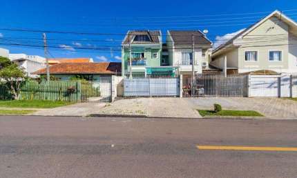 Sobrado 4 quartos à venda, 150 m² por R$ 650.000 - Rua Ten. Tito Teixeira de Castro, 2667 - Boqueirão - Curitiba/PR
