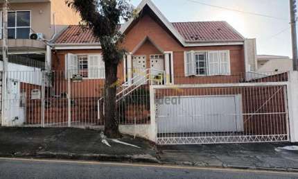 Casa para Venda em Curitiba, Seminário, 3 dormitórios, 1 suíte, 4 banheiros, 4 vagas
